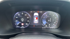 Volvo Xc40 2.0 B4P Inscription Pro 5dr Auto Petrol Estate